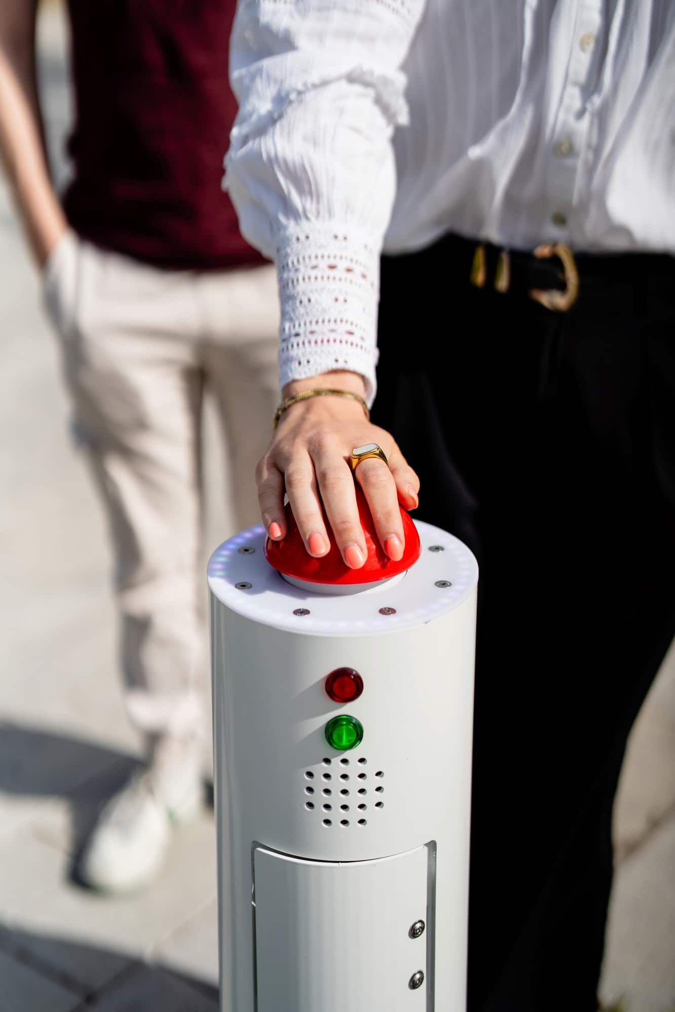 demcon-politiepaal-push-line